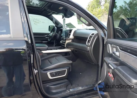 2019 Ram 1500 Laramie 4X4 5'7 Box из США, поврежденный, VIN 1C6SRFJT6KN679215